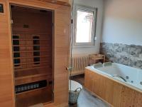 Apartmán Eliška v Karolince - B&B Karolinka