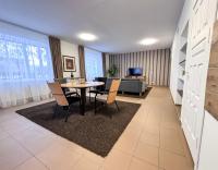 XXL apartamentai su nemokamu parkingu - B&B Šiauliai