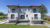 Countryside villa in private 2,400 sqm estate - B&B Néos Skopós
