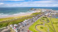 Sea View Apartment Steps to Beach - Dunluce Park 5 - B&B Portrush