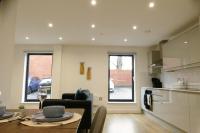 The Cleworth Residence - Ferienwohnung Manchester