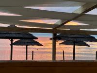Rosso Tramonto luxury-blu- LADISPOLI, Lungomare Regina Elena 2 - B&B Ladispoli