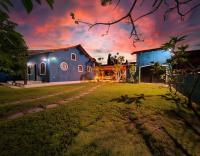 Solaris Beach House - Espaçosa e perto de tudo - Bed and Breakfast Araruama