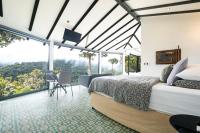 2-person Superior Bungalow Valley