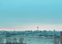 Rheinpanorama Penthouse Neuss Düsseldorf - B&B Neuss