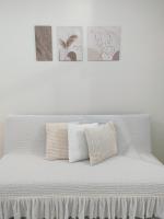 Whiteout Suite - B&B Tagaytay