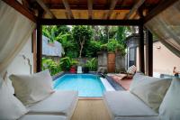 Tri Datu Maison Villa - Bed and Breakfast Ubud
