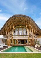 Villa Sunset Bamboo by Pertama Stay - B&B Kerobokan