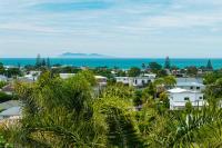 Up Above The Crescent - B&B Waihi Beach