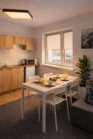 Astra Katowice - Aparthotel - B&B Katowice