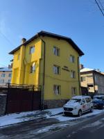 къща Солунови - B&B Dobrinishte