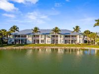 Solterra Vacation Rental - Luxury 3 BR Condo with Lake and Golf Views Access to Resort Pool Hot Tub and Golf Courses at Lely Resort! Close to Naples Beaches 5th Avenue S and Marco Island! - Chambres d’hôtes Naples