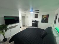 The Secret Hideaway - B&B Bullhead City