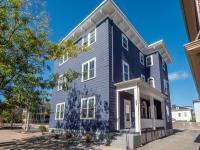 Jennifer's Stylish & Modern Broadway Getaway - B&B Providence