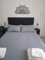 MONOAMBIENTE ECONOMICO hasta 3 personas con cochera - Chambres d'hôtes Bahía Blanca