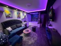 Apartman S&V 3 Istocno Sarajevo Lukavica sa Jacuzzi i Sauna Lux Spa Hilandarska Centar - Chambres d'hôtes Lukavica