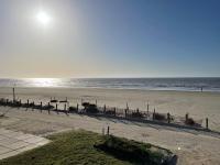 Bermuda Beach Beachfront home - Chambres d’hôtes Galveston