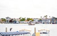 Updated 1Br Bayfront Cottage W Deck In Quiet Balboa Island By Beachview Rentals - Chambres d'hôtes Newport Beach