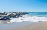 Upgraded Pet-Friendly Home Steps From Popular 40Th St Beach By Beachview Rentals - Bed and Breakfast Newport Beach