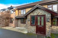 Dog friendly home with secure garden and parking - B&B Bristol