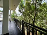 Ambuluwawa holiday home - B&B Nikawatawana