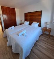 Villa Volcanes, Big House, Gardens Heated Pool - Ferienwohnung La Oliva