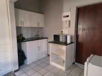 LaBoezma Accommodation - Ferienwohnung Oudtshoorn