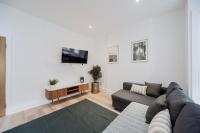 Apartment with Garden View