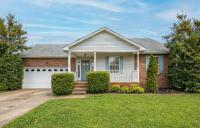 3BR Lakefront in Nashville with BBQ & Hot Tub - B&B Nashville