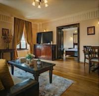 Modern Luxury Suite with Panoramic City Views - Bed and Breakfast Timişoara