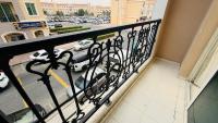 Q04 Luxury studio with balcony near bus stop - B&B Dubái