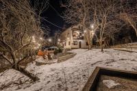 Cuibul de Munte - Cabană în Breaza cu Ciubăr și Foc de Tabără 6-12 Persoane - B&B Nistoreşti