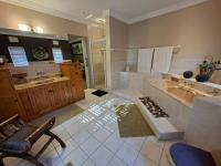 Camera Matrimoniale con Vista Giardino