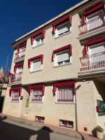 Apartamentos Turisticos Juanita "Ope" - B&B Archena