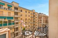 Nelli Rooms - Via XXIV Maggio - B&B La Spezia