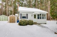 Walk to Lake George Beach: Quiet Family Retreat - B&B Lake George