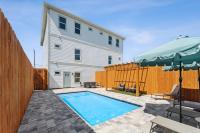 Grand Retreat I! 4BR 5BA Sleeps 15! Private Pool! Luxury and comfort await! - Chambres d'hôtes Panama City Beach