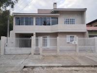 Casa Térrea em Torres perto da Praia da Cal - B&B Torres