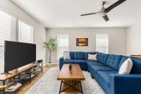 The Backstage Bungalow - Bed and Breakfast Nashville