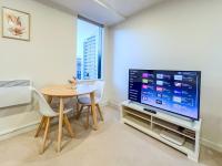1-Min Walk to Sky Tower W FREE Pool, Sauna & Gym V092 - Chambres d'hôtes Auckland