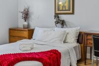 3BR Home Near Medical Center Minutes to NYC - Chambres d'hôtes Hackensack