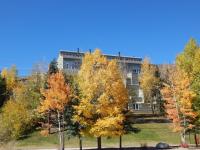 Main Street Luxury- Downtown with Hot Tub + Trails - Chambres d'hôtes Winter Park