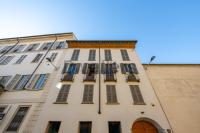 Sant Ambroeus Apartments - B&B Milan