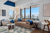 Dt Spacious and Vibrant | Kng Bed| Outdoor patio - B&B Calgary