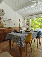 Brise Tropicale - Evasion au cœur de la Marina - Chambres d’hôtes Saint-François