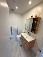 2 Bedroom Escape near Te Kaha Stadium - Chambres d’hôtes Christchurch