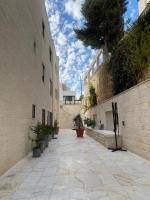 دابوق - B&B Amman