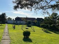 Apartmán na statku - Bed and Breakfast Louny