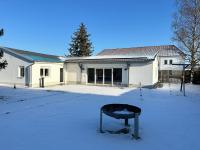 Ferienhaus Biotop - Badeteich, Sauna, Kinoleinwand - Ferienwohnung Kölleda