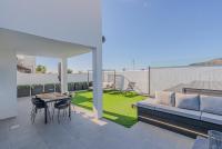Modern house with sea views, pool and a chillout terrace - B&B Mogán